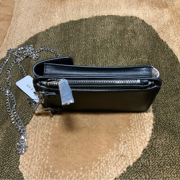 GUESS Cell phone case - Picture 4 of 5